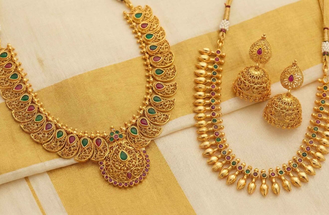 The Art of the Stack: A Step-by-Step Guide to Layering Necklaces Without the Tangle