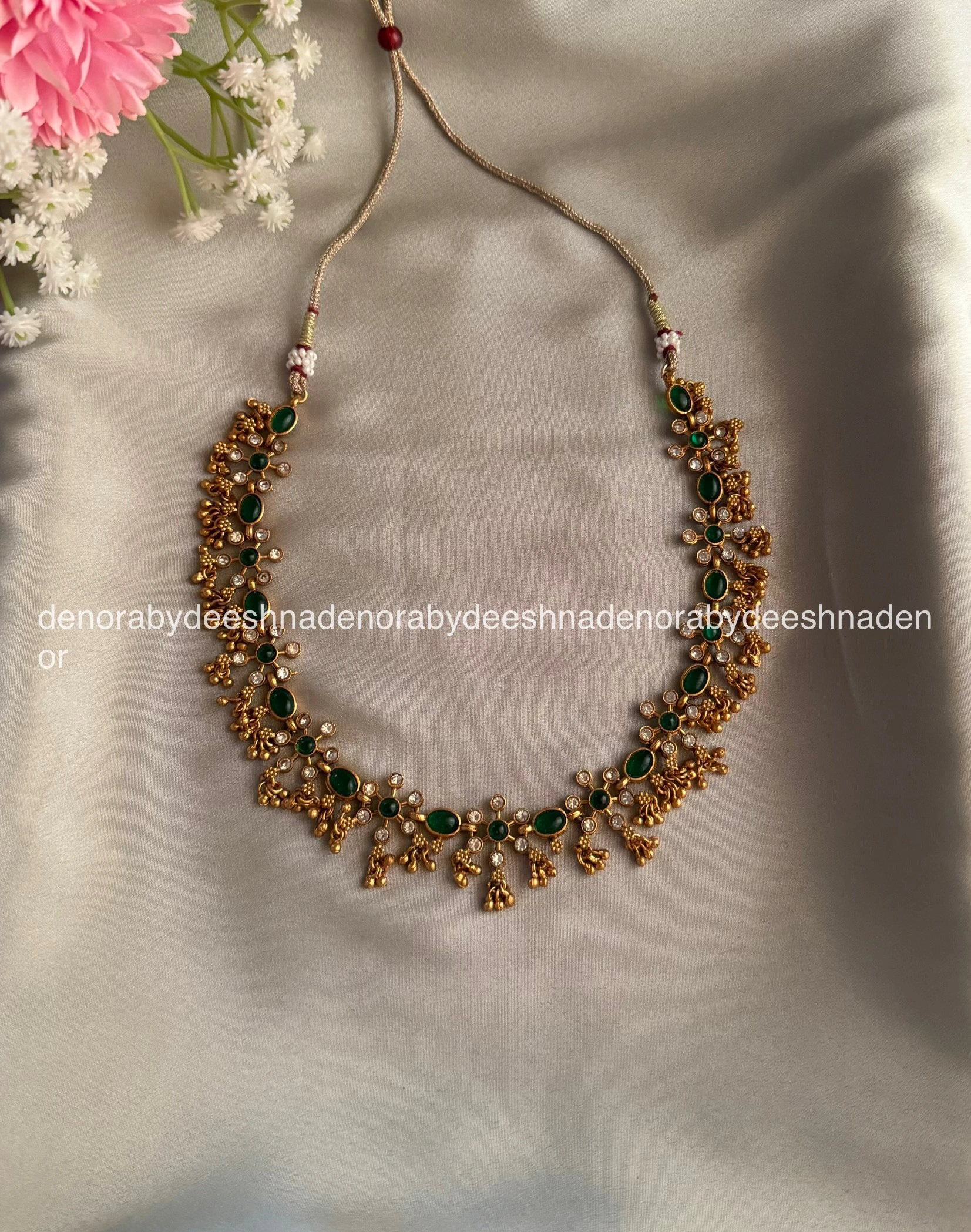 Green floral choker